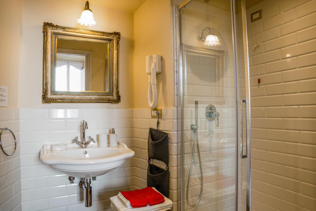 B&B Locanda Tempi Lontani Adults Only Orta San Giulio Exteriör bild