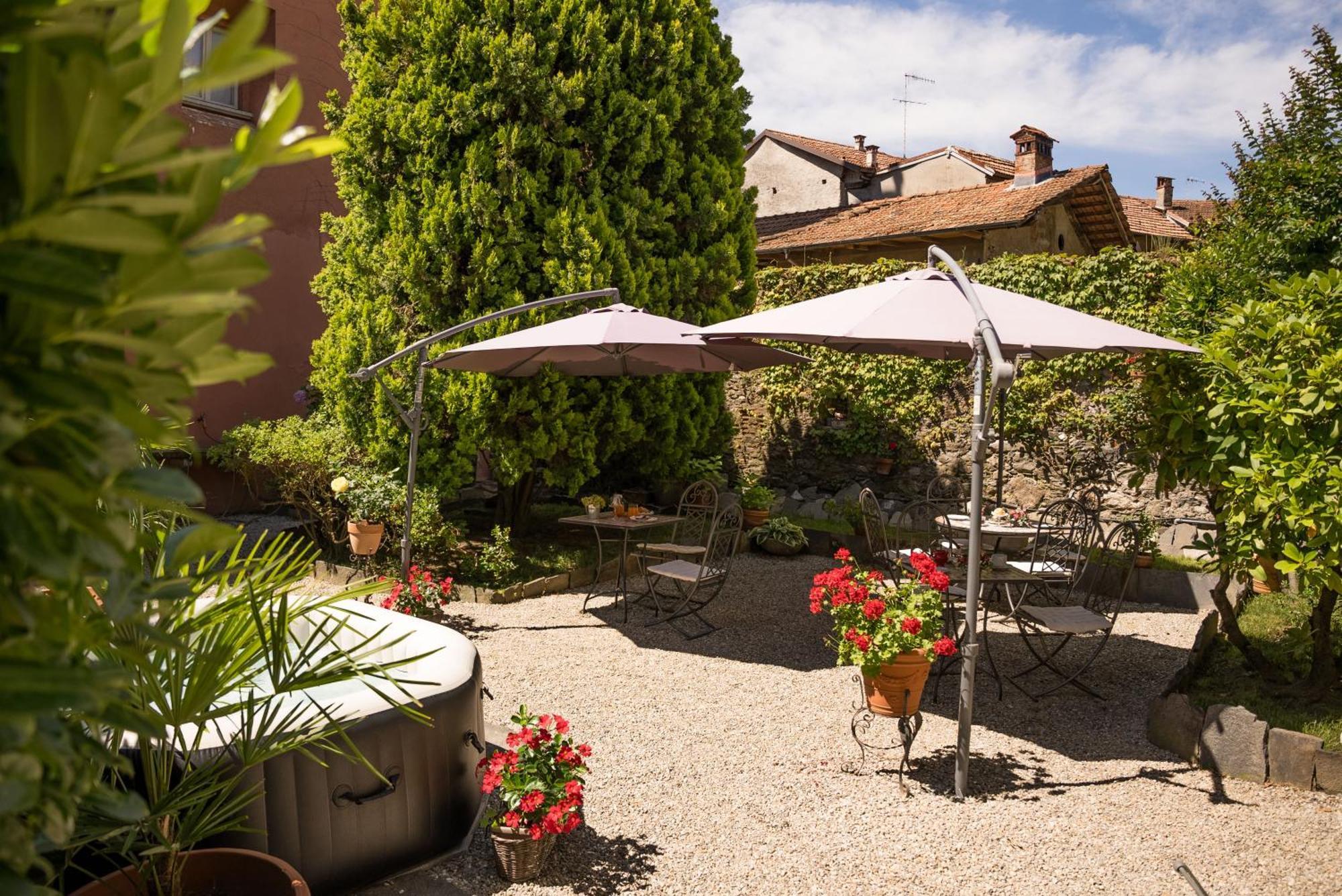 B&B Locanda Tempi Lontani Adults Only Orta San Giulio Exteriör bild