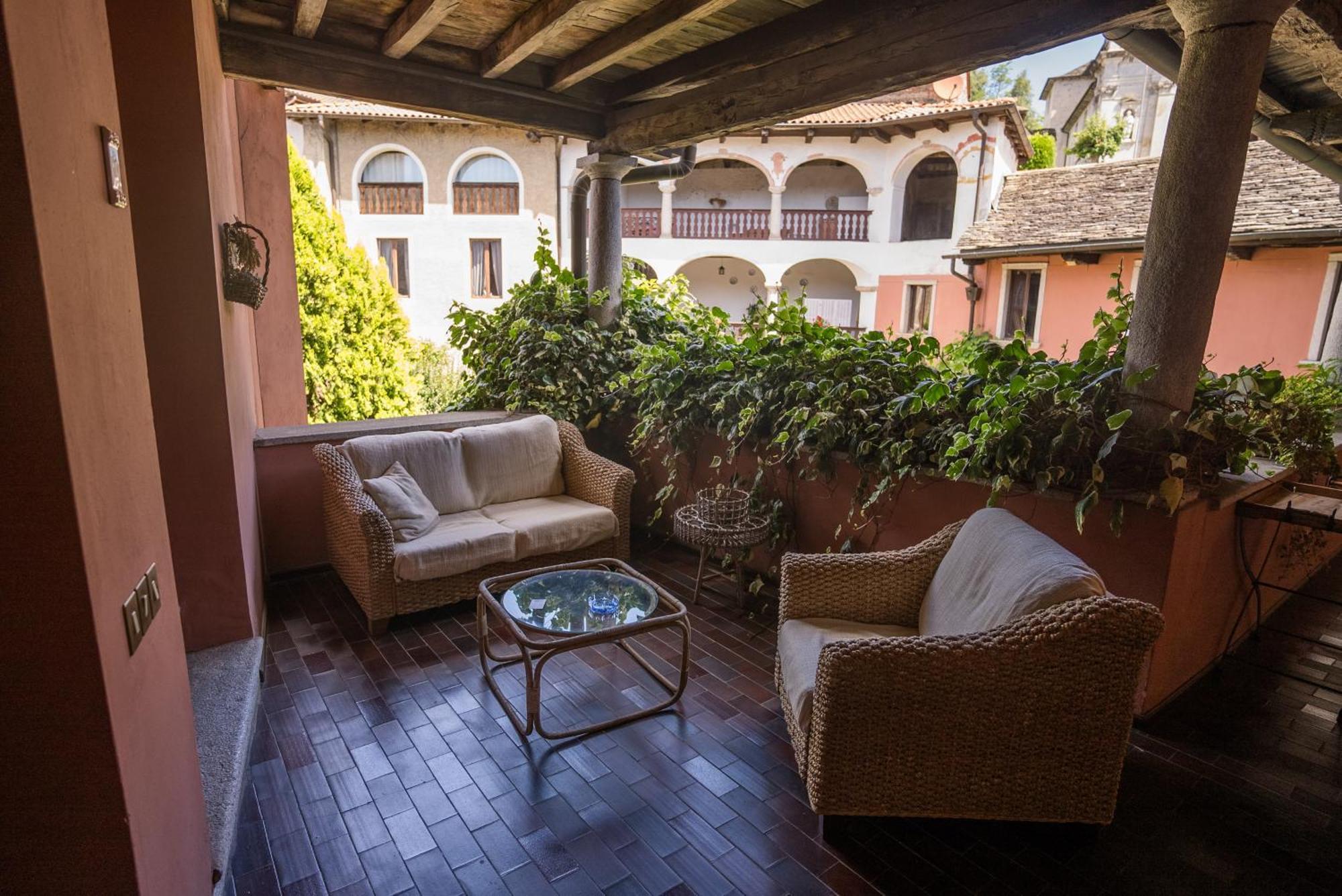 B&B Locanda Tempi Lontani Adults Only Orta San Giulio Exteriör bild